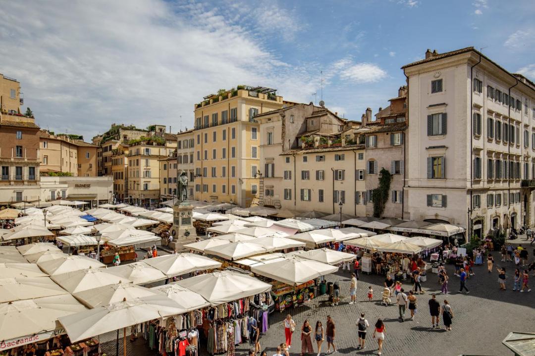 Photo of Buildings in Rione VII Regola