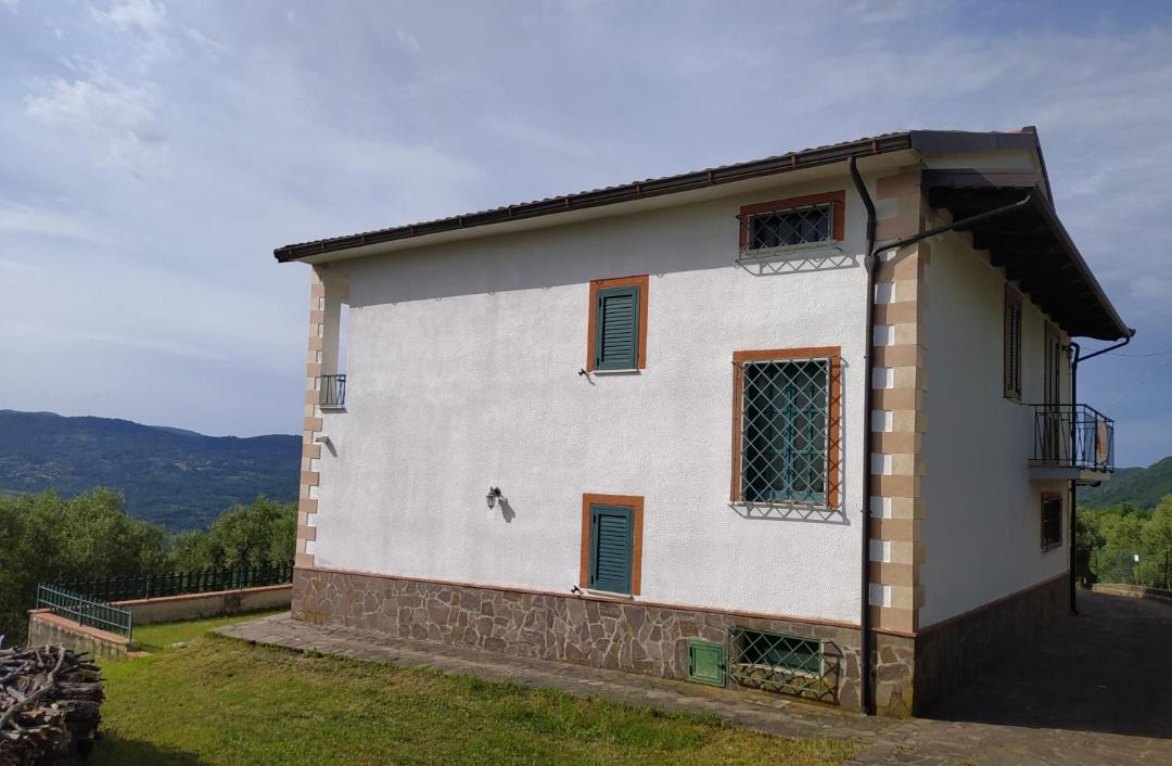 Photo of Buildings in San Mauro La Bruca