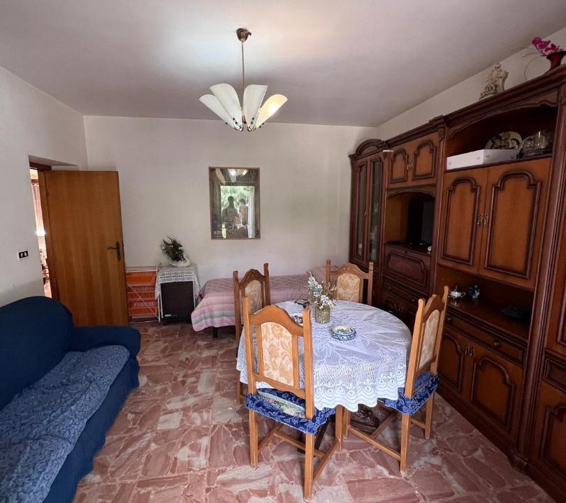 Photo of Others in Scanno