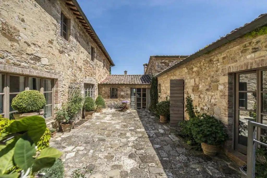 Photo of Others in Montefollonico