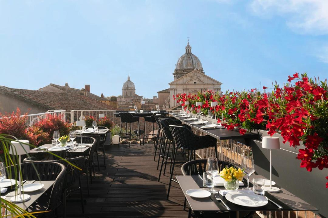 Photo of Others in Navona
