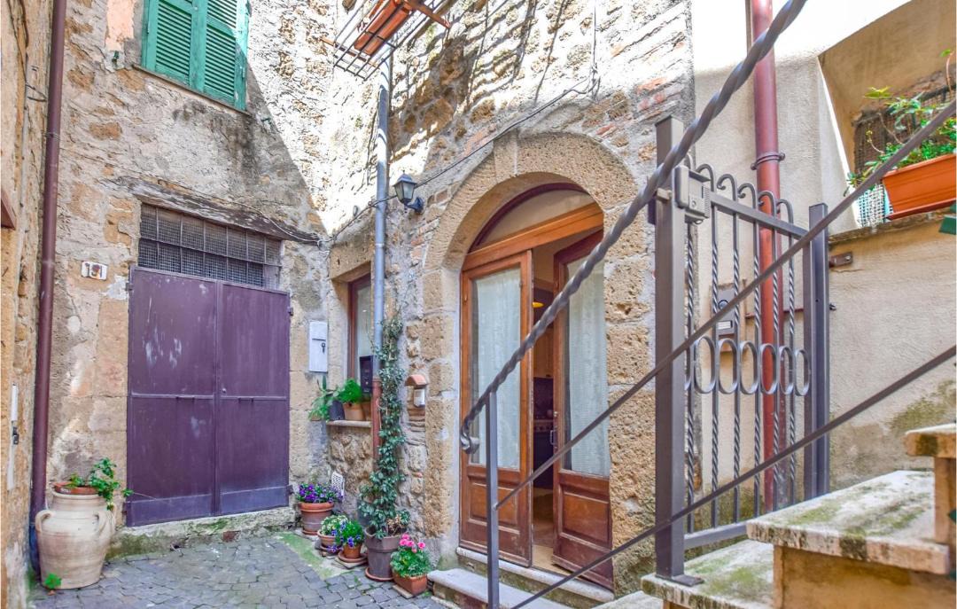 Photo of Buildings in Farnese