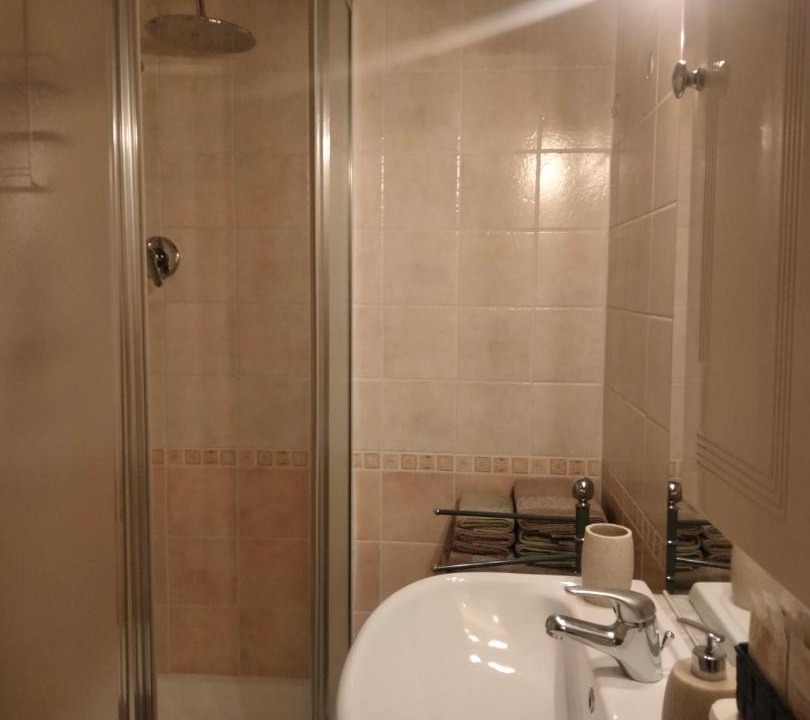 Photo of Bathroom in Tivoli