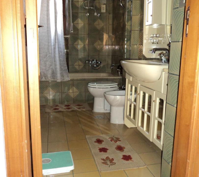 Photo of Bathroom in Centola