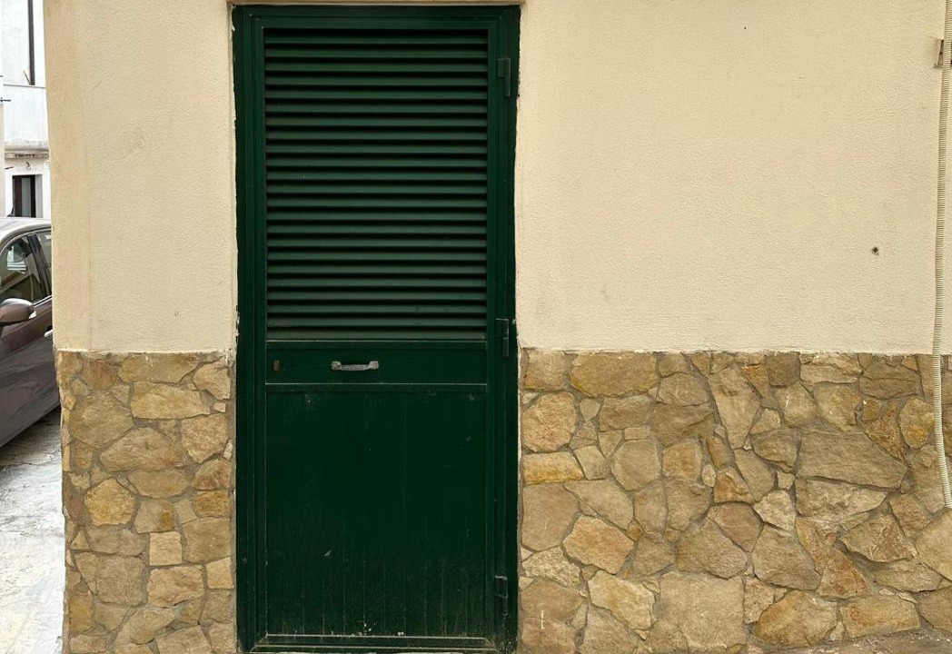 Photo of Buildings in Gallipoli Historic Center