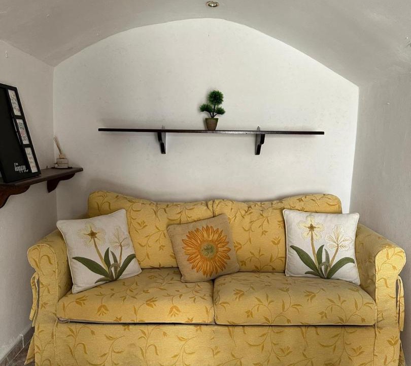 Photo of Livingroom in Gallipoli Historic Center