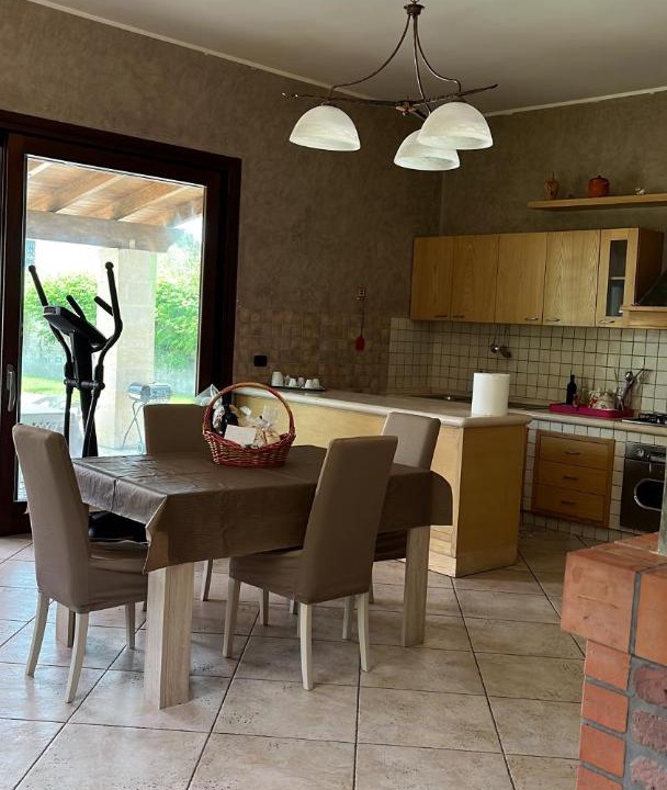 Photo of Livingroom in Copertino