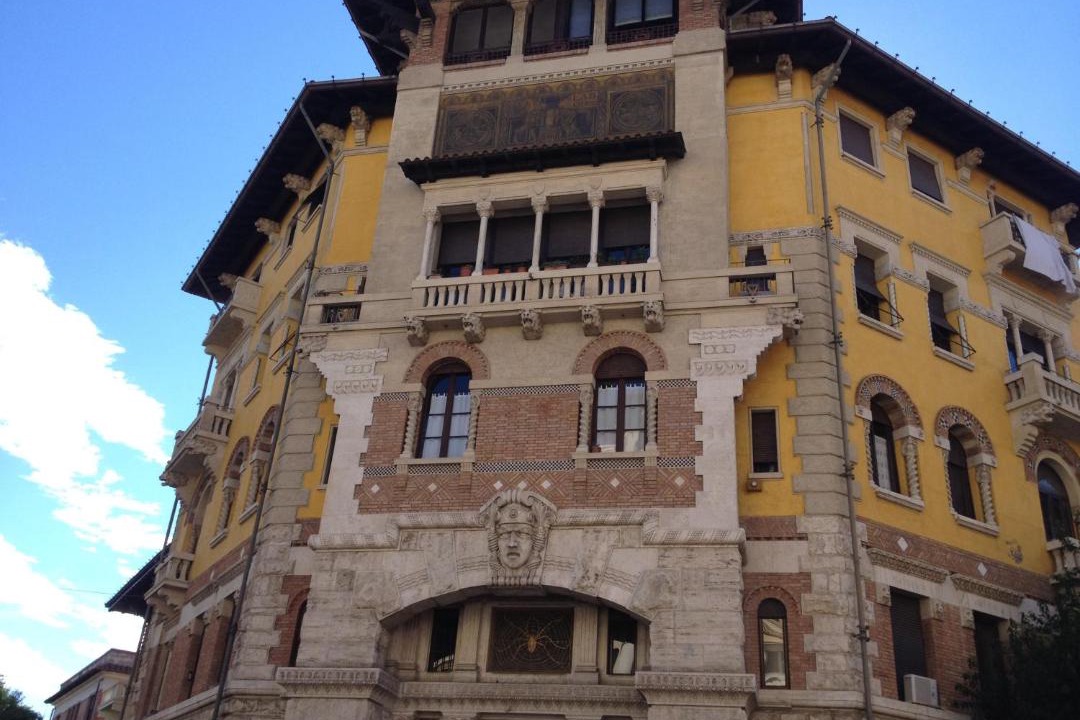 Photo of Buildings in Salario