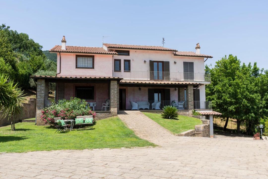 Photo of Others in Lake Bracciano