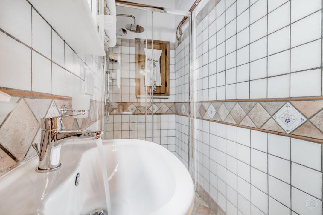Photo of Bathroom in Nepi