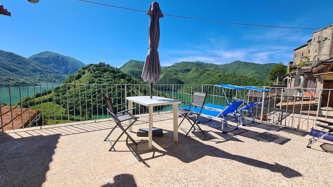 Photo of Others in Castel di Tora