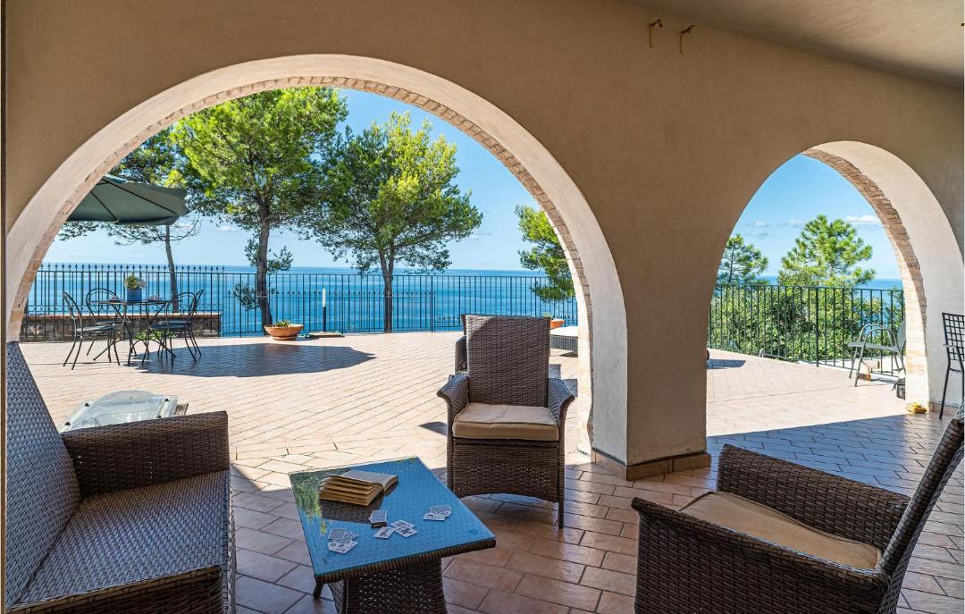 Photo of Patio Balcony in Pollica