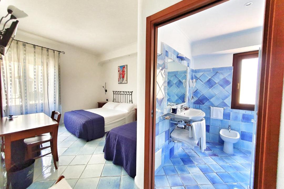 Photo of Others in Sperlonga