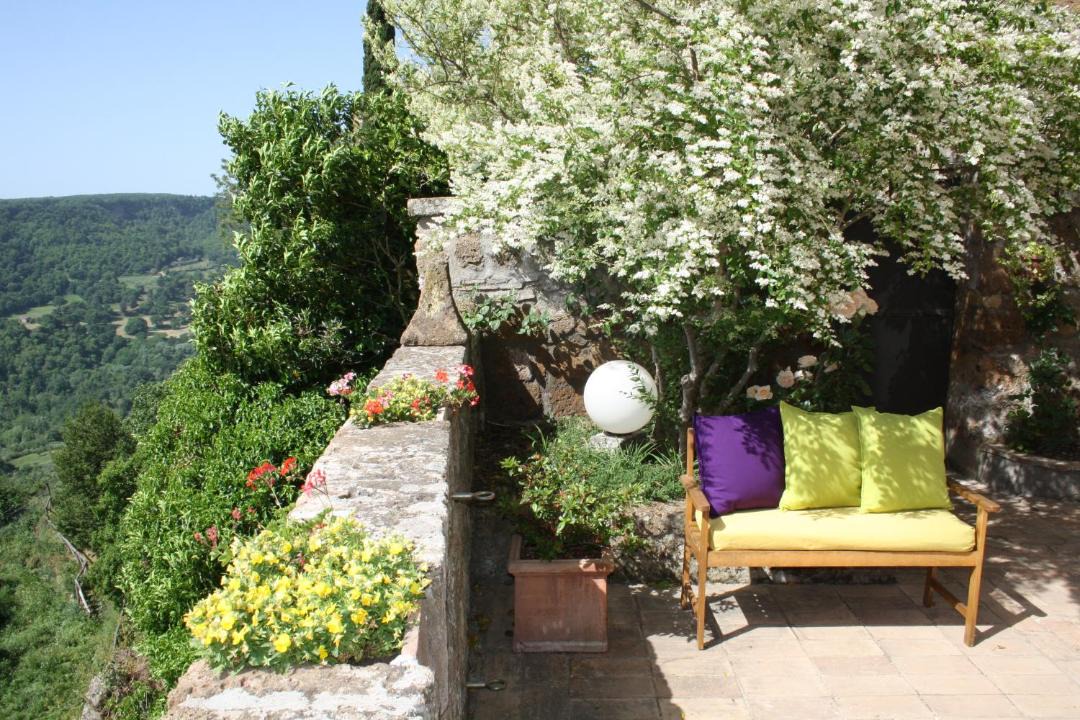 Photo of Others in Civita di Bagnoregio
