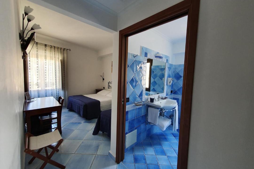 Photo of Others in Sperlonga