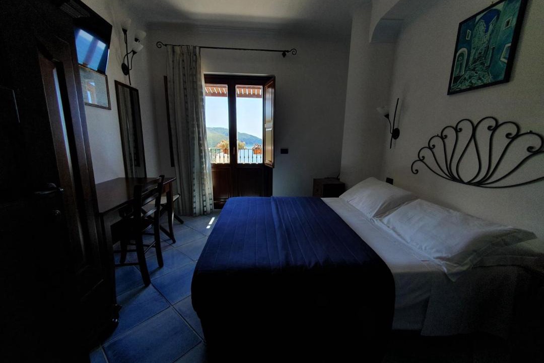Photo of Others in Sperlonga