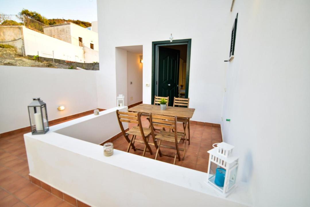 Photo of Others in Le Forna