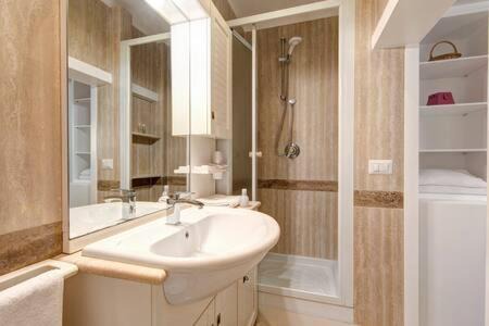 Photo of Bathroom in Quartiere XIII Aurelio
