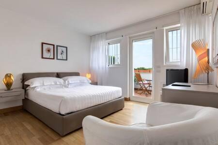 Photo of Bedroom in Quartiere XIII Aurelio