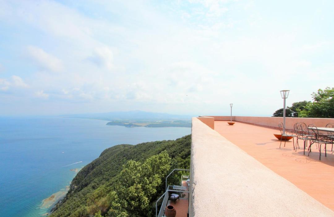 Photo of Others in Populonia