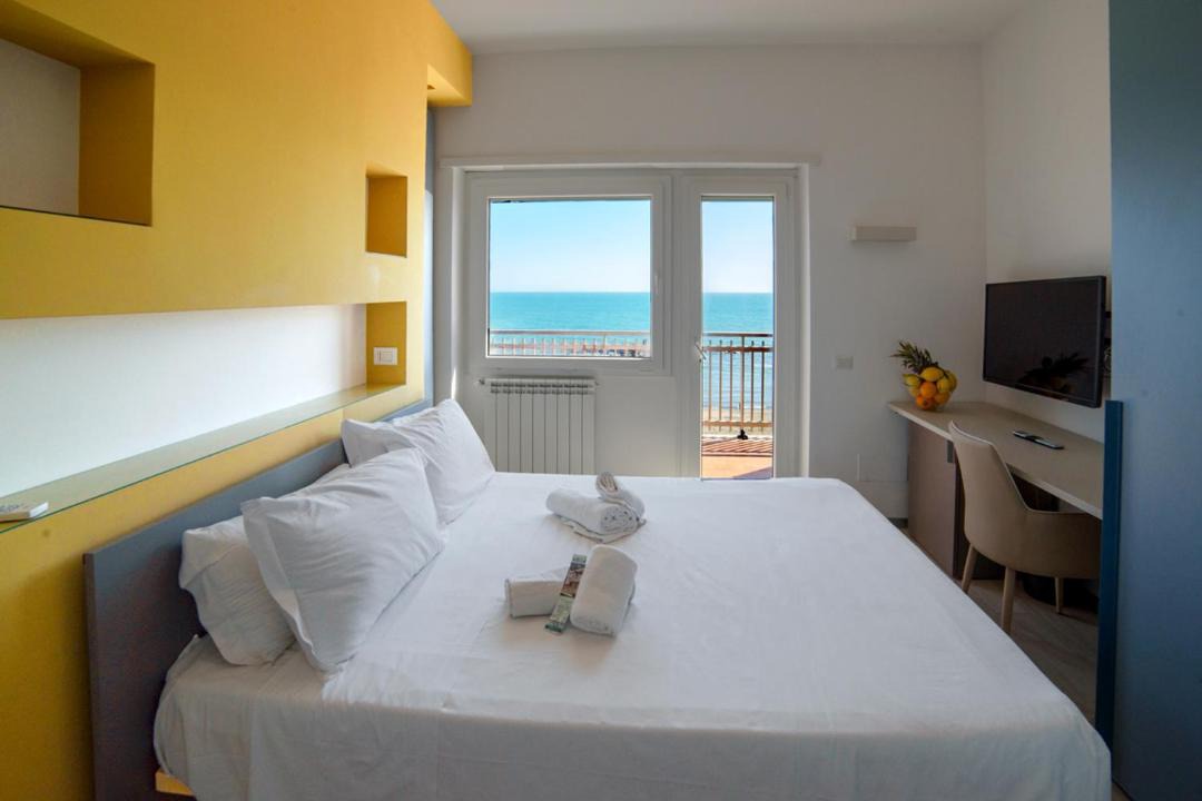 Photo of Bedroom in Quartiere XXXIII Lido di Ostia Ponente