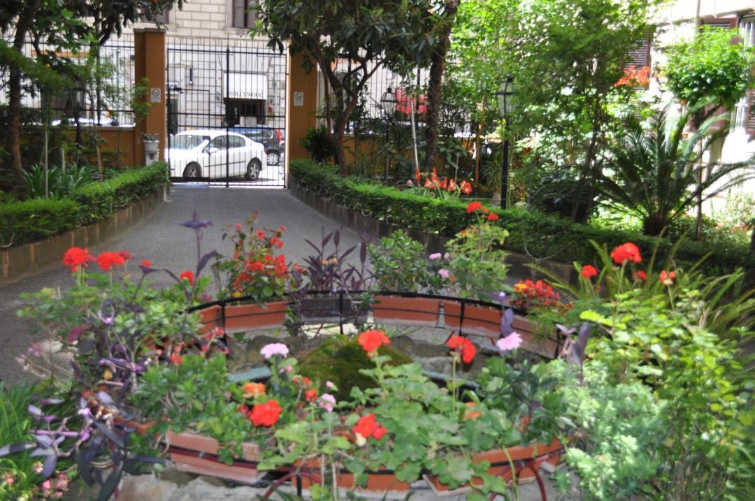Photo of Others in Esquilino