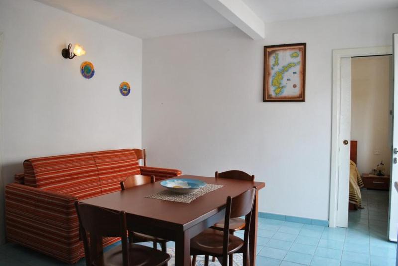 Photo of Others in Le Forna