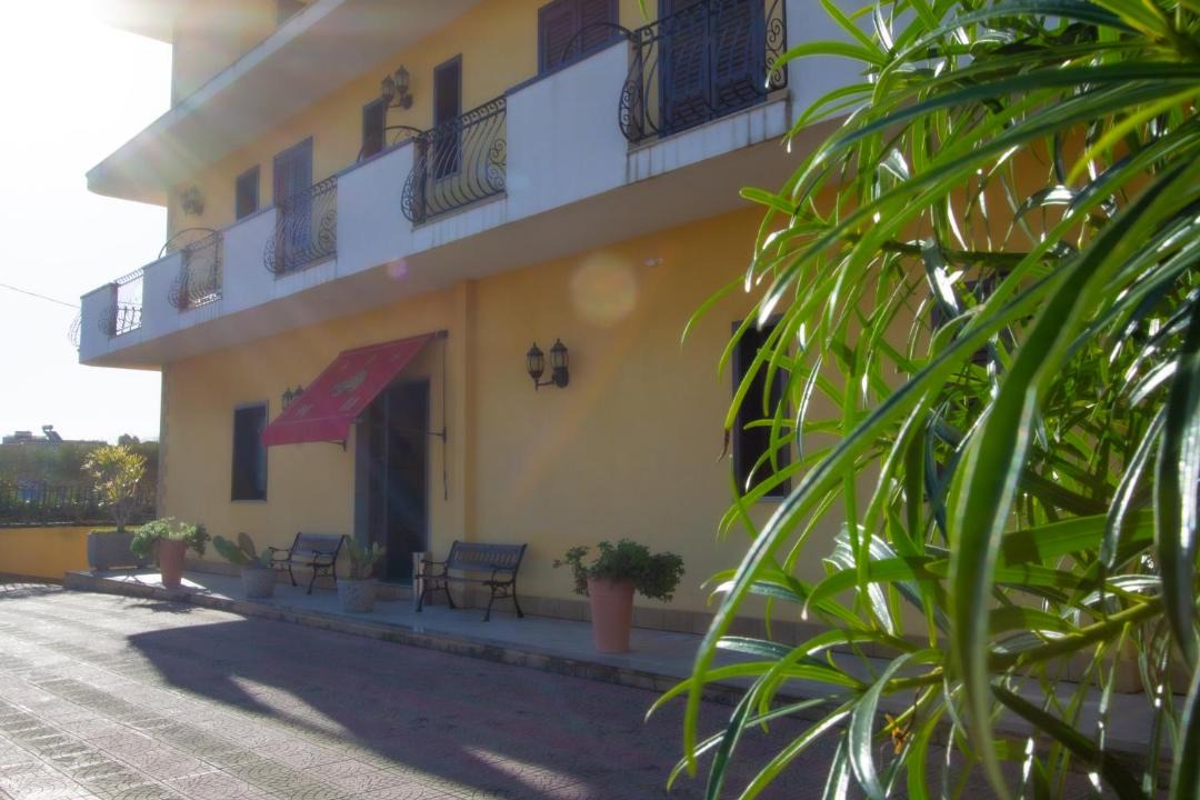 Photo of Others in Avola