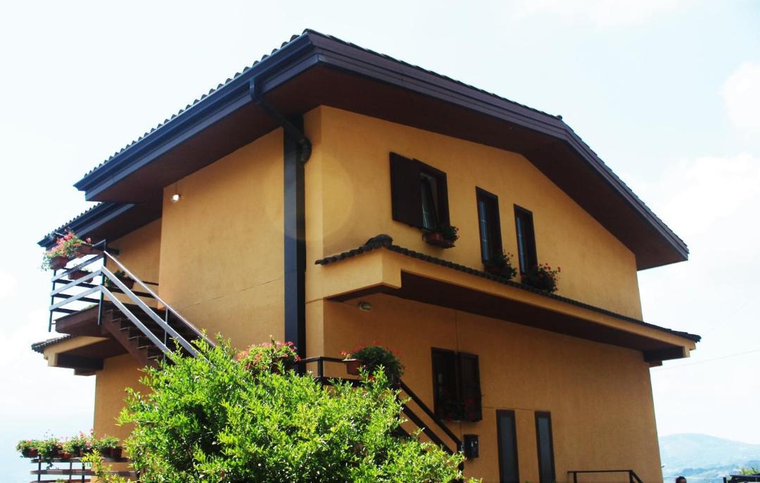 Photo of Others in Montano Antilia