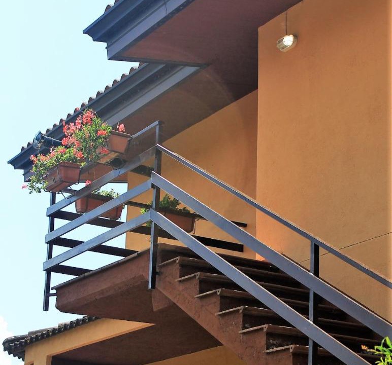 Photo of Others in Montano Antilia