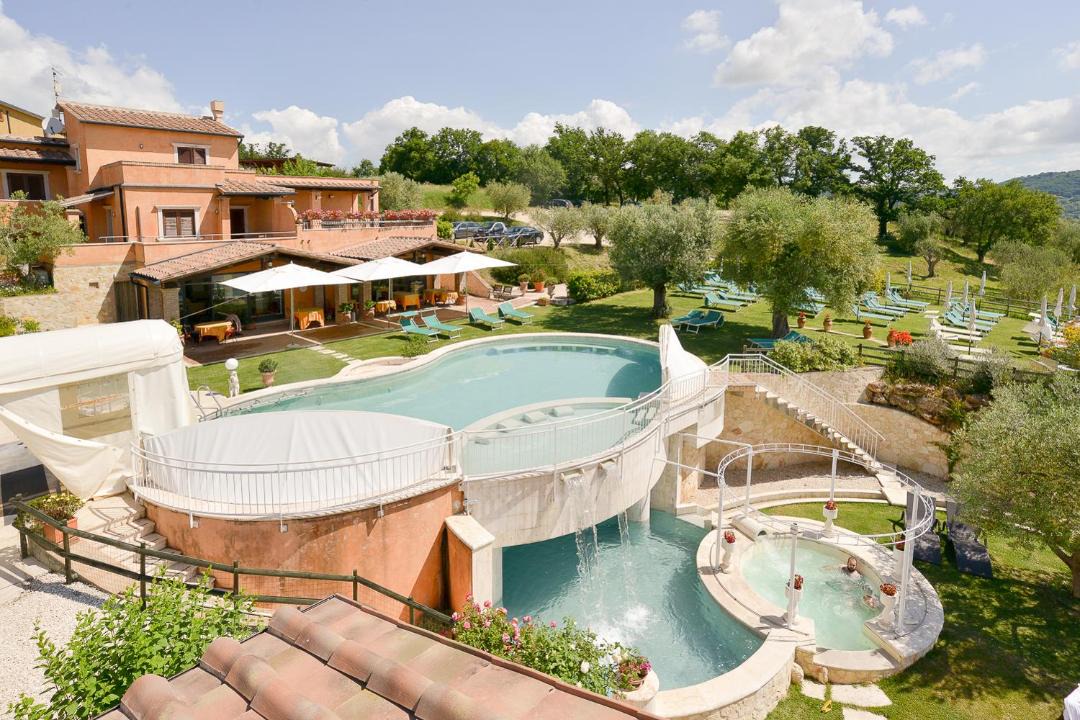 Photo of Others in Saturnia