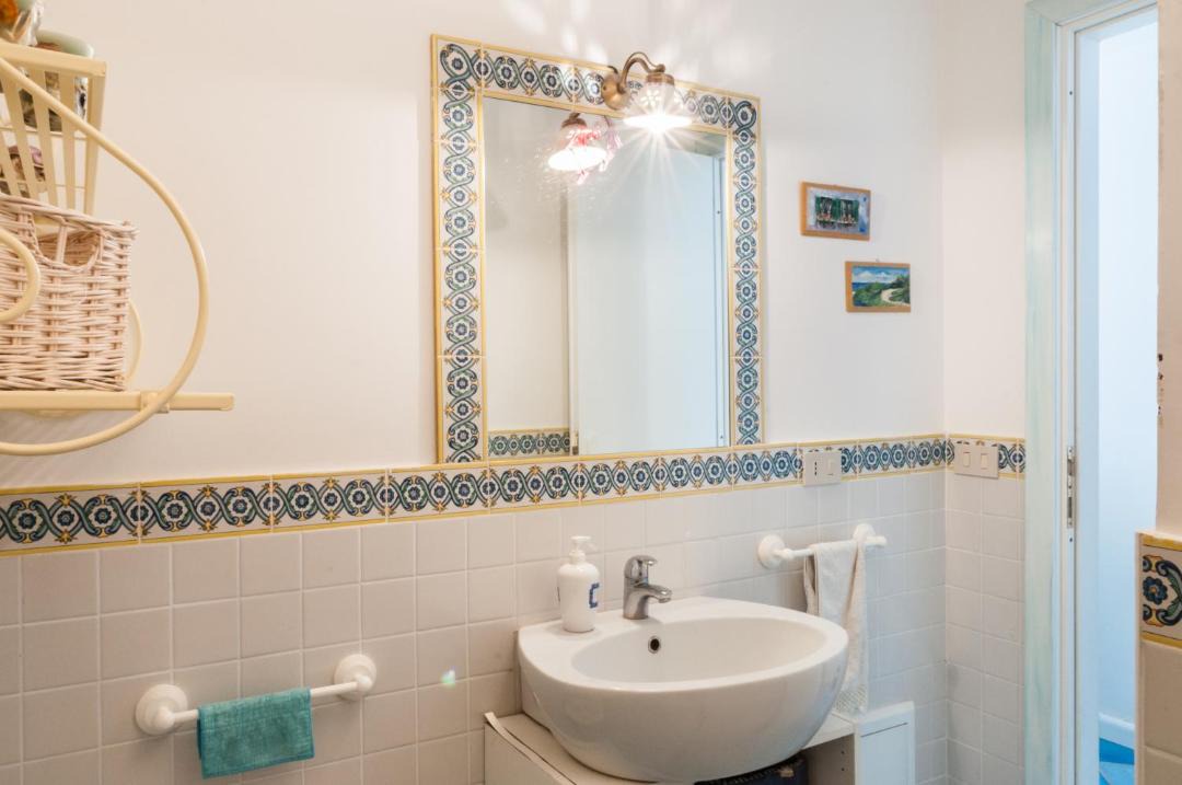 Photo of Bathroom in Sperlonga