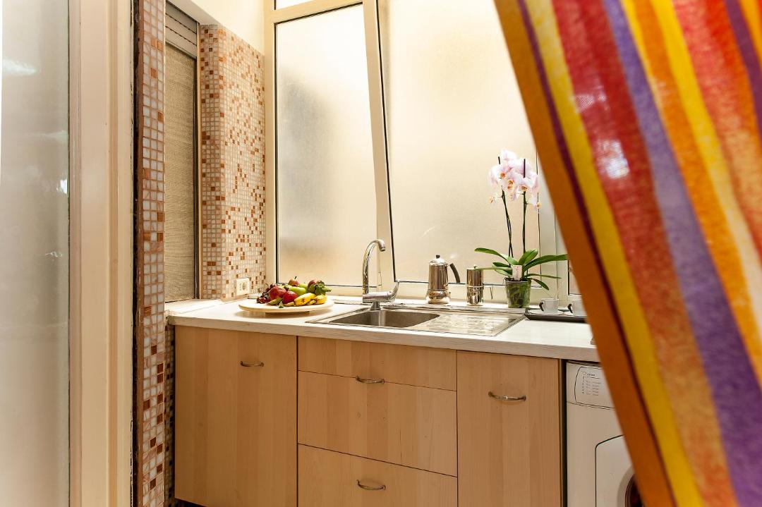 Photo of Kitchen in Quartiere XIII Aurelio
