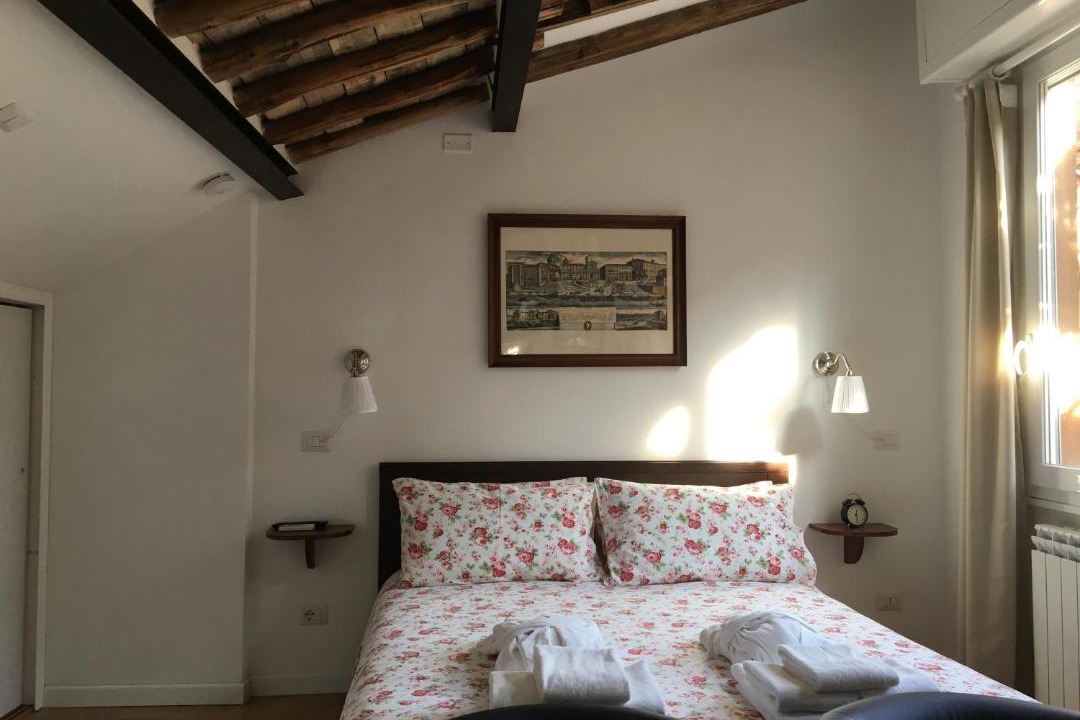 Photo of Others in Rione VII Regola