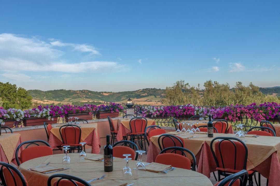 Photo of Others in Saturnia