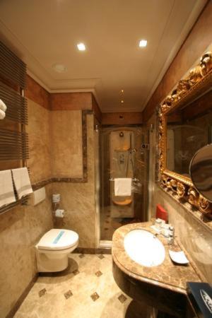 Photo of Bathroom in Ripa
