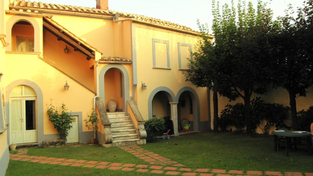 Photo of Others in Calvanico