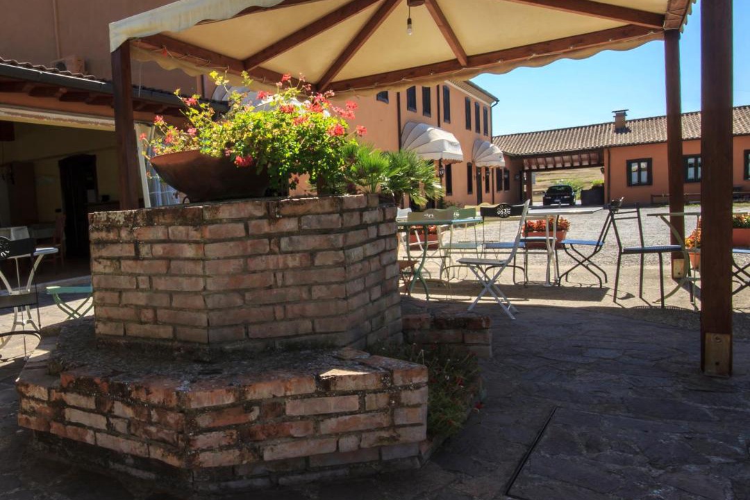 Photo of Others in Giove