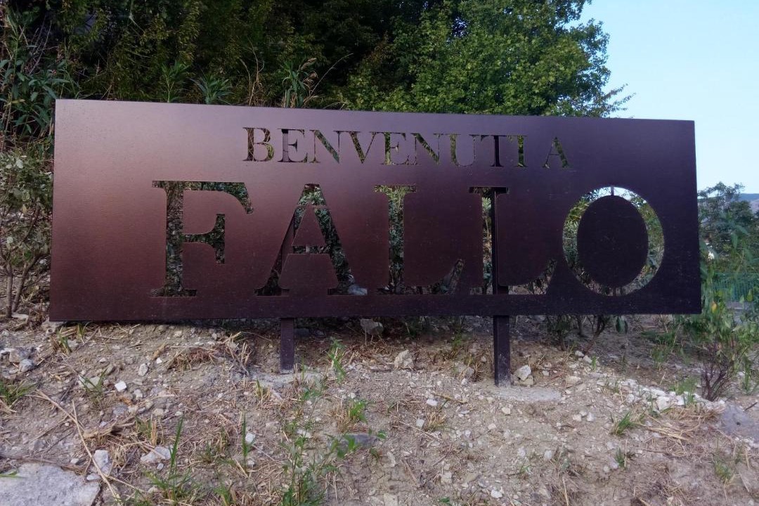 Photo of Others in Fallo