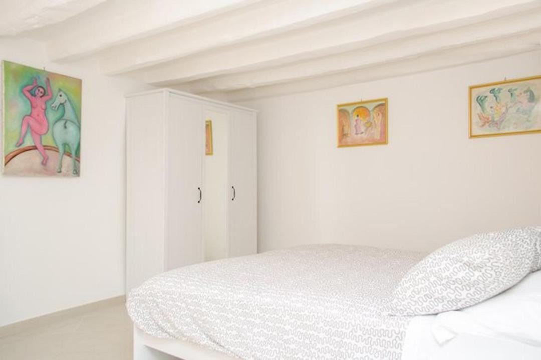 Photo of Bedroom in Rione IX Pigna