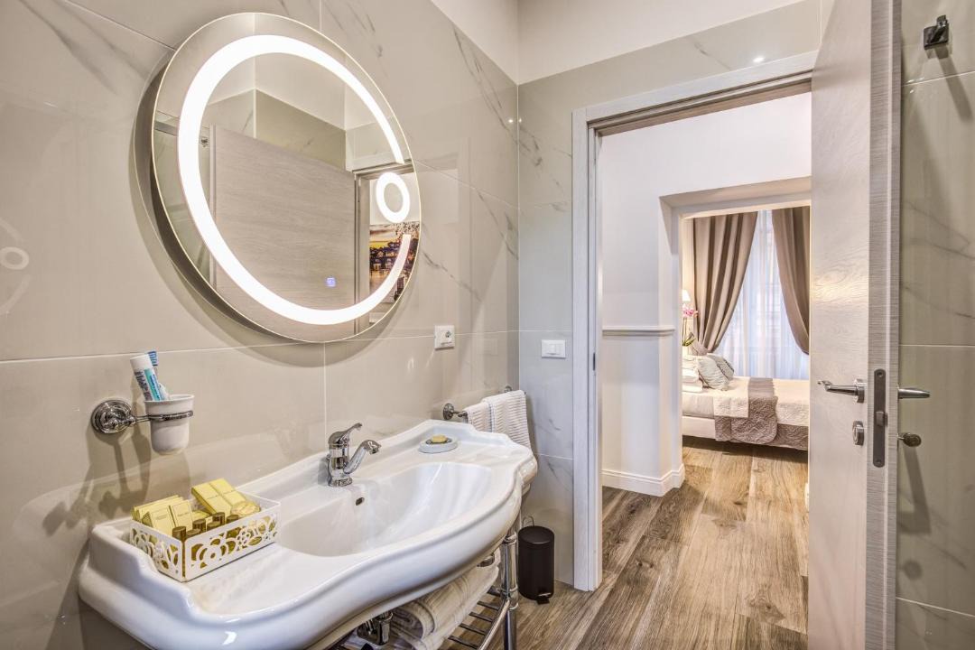 Photo of Bathroom in Rione IV Campo Marzio