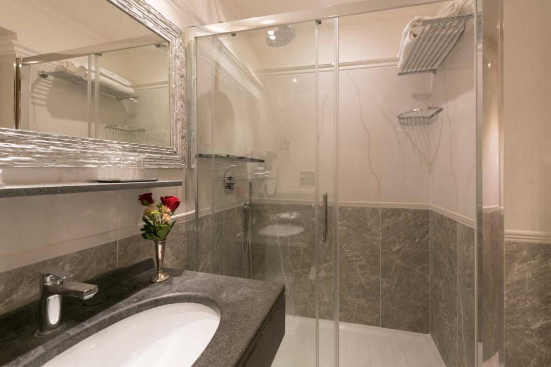 Photo of Bathroom in Monti