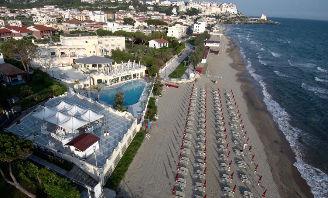 Photo of Others in Sperlonga