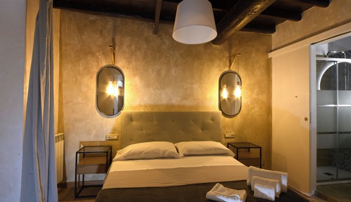Classic Double Room