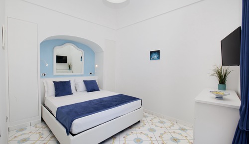 House, 2 Bedrooms, Terrace, Sea View