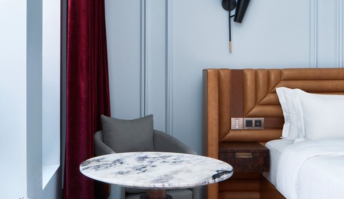 Deluxe Room, 1 King Bed