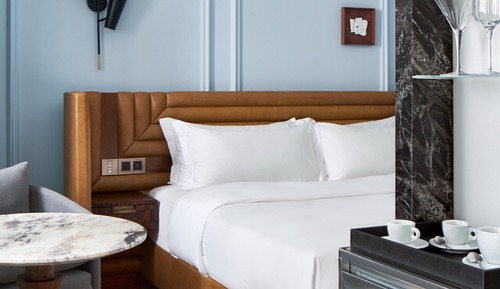 Standard Room, 1 King Bed