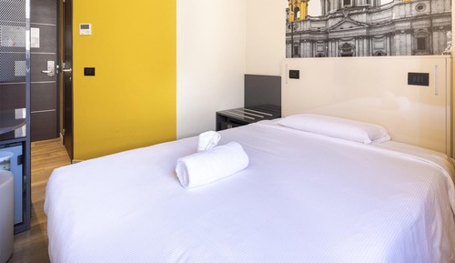 Superior Single Room