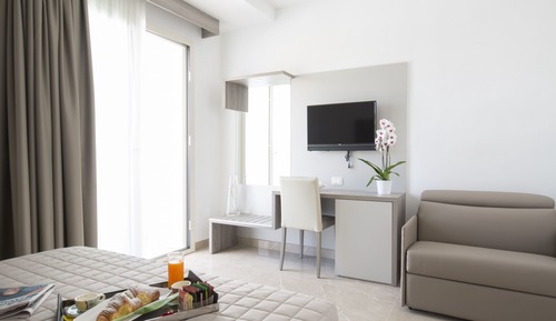 Triple Room, Balcony