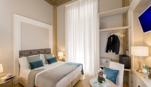 Economy Room